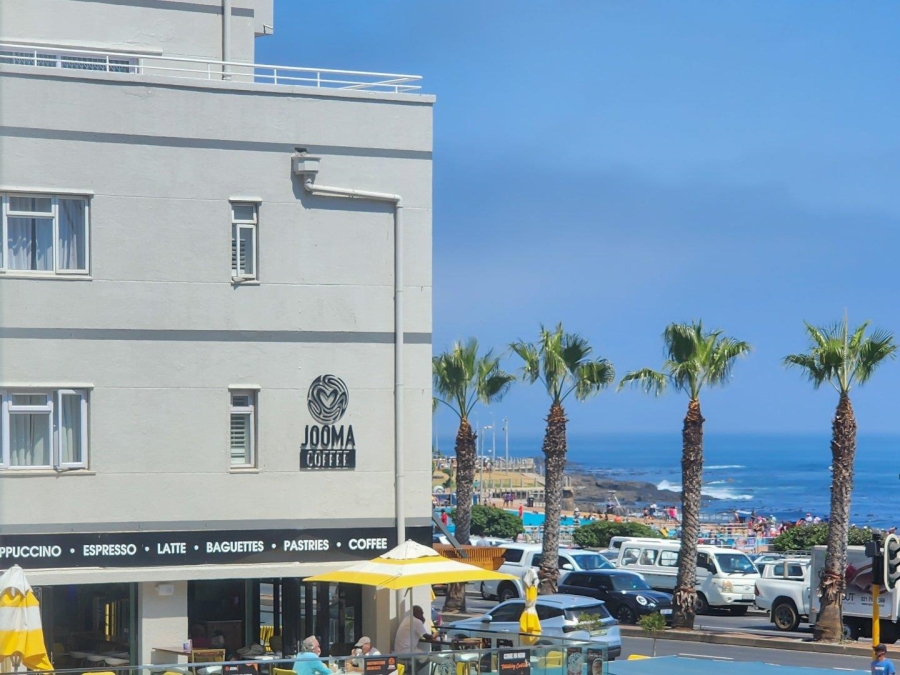 To Let 1 Bedroom Property for Rent in Sea Point Western Cape